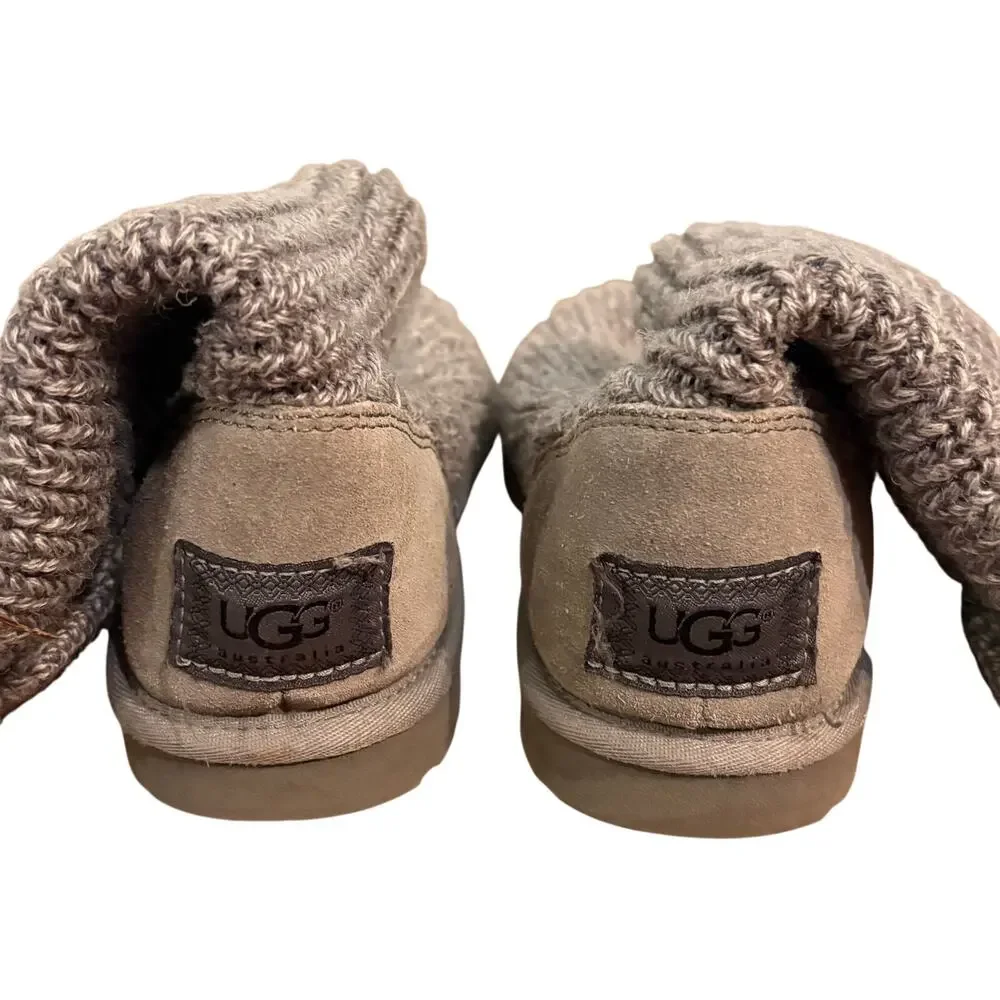 UGG CLASSIC CARDY BUTTON GREY GRAY KNIT CUFF TALL ANKLE BOOTS SIZE 6 WOMEN - Picture 4 of 6